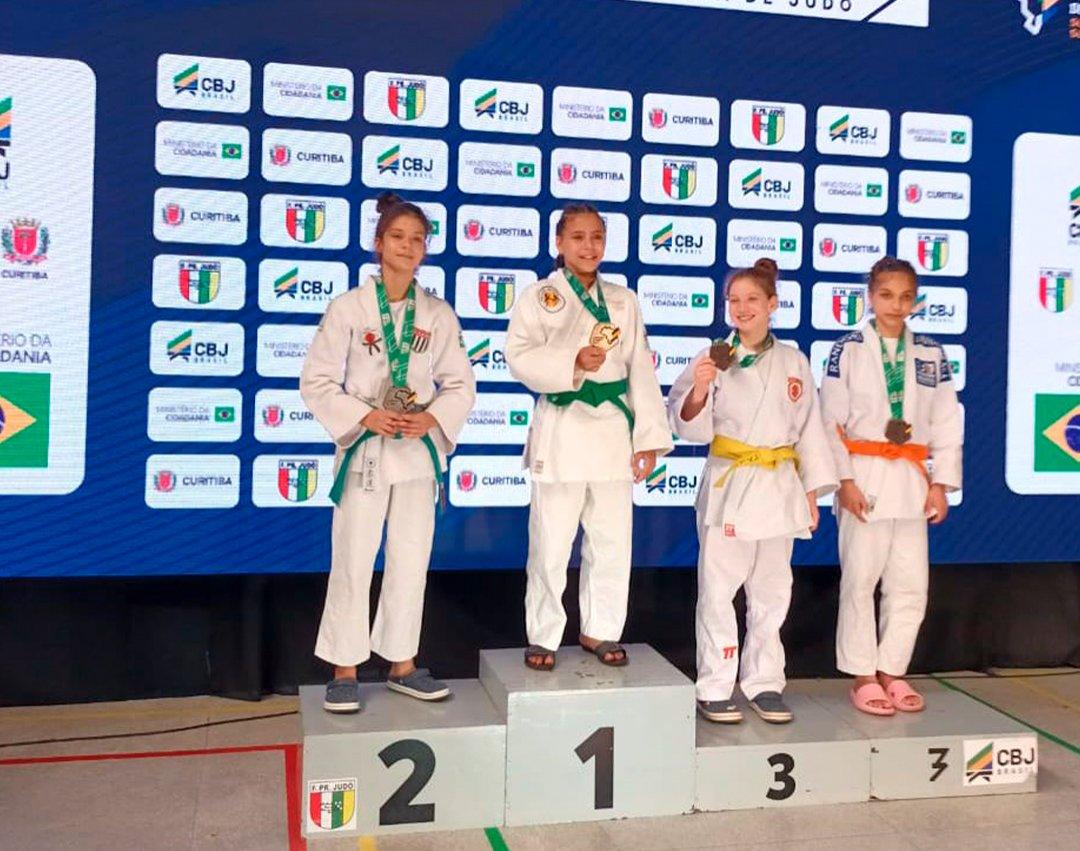 Judocas guaçuanos conquistam título paulista e vice-campeonato brasileiro durante o fim de semana