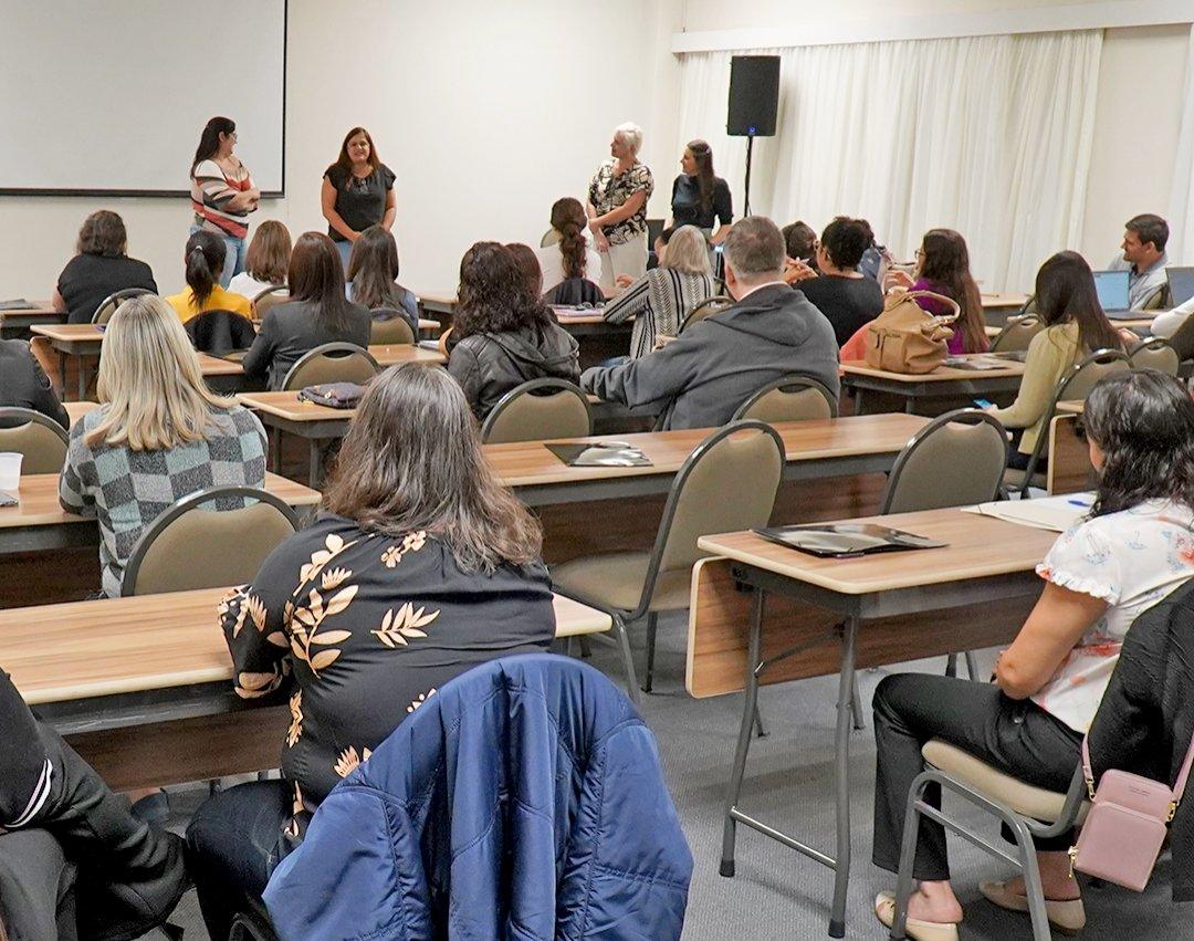 Servidores da Saúde participam de capacitação para melhorias no acolhimento de pacientes