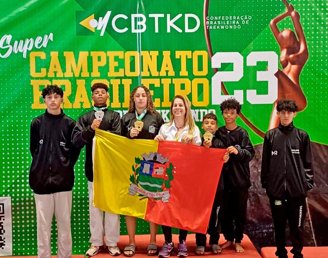 Mogi Guaçu conquista dois títulos brasileiros de taekwondo em Fortaleza