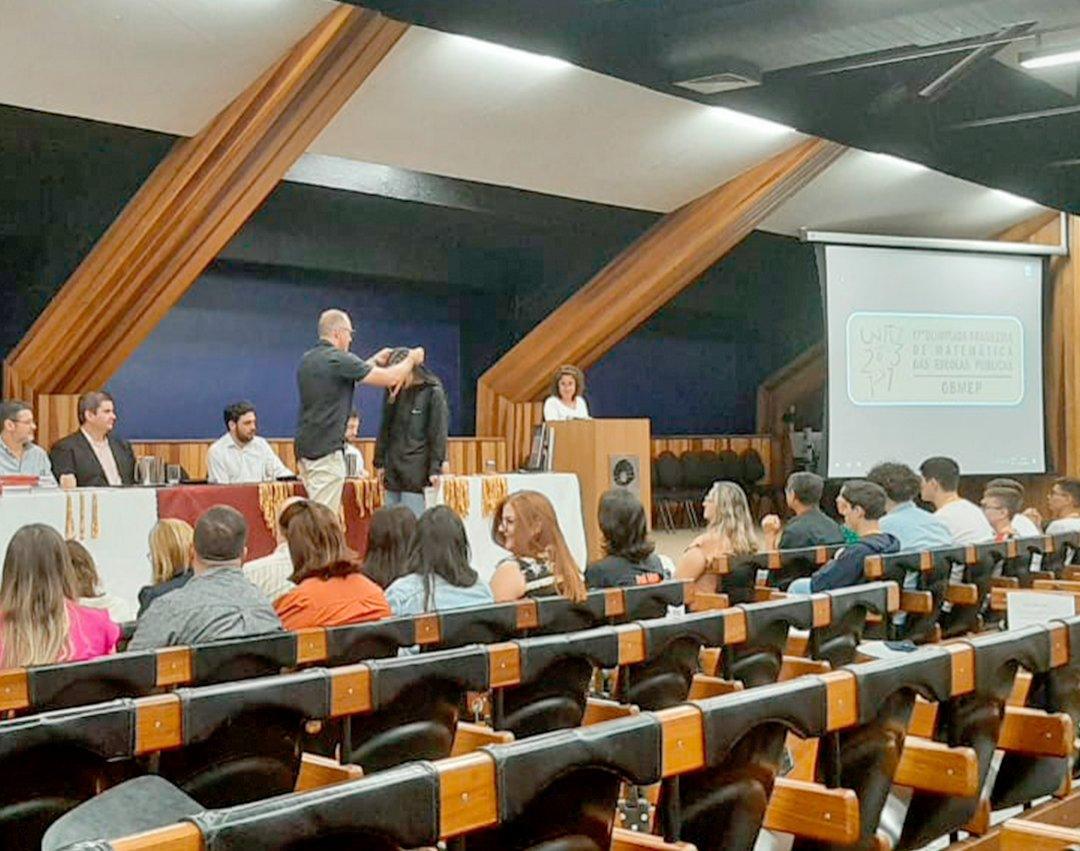 OBMEP: Alunos da rede pública de Mogi Guaçu recebem medalhas na Unicamp