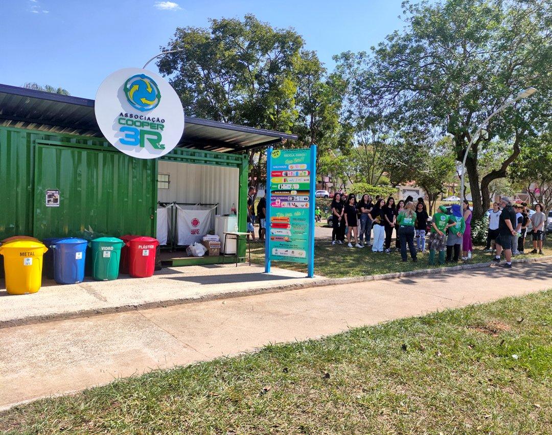 Projeto Recicla Guaçu: alunos da rede municipal de ensino visitam o LEVA