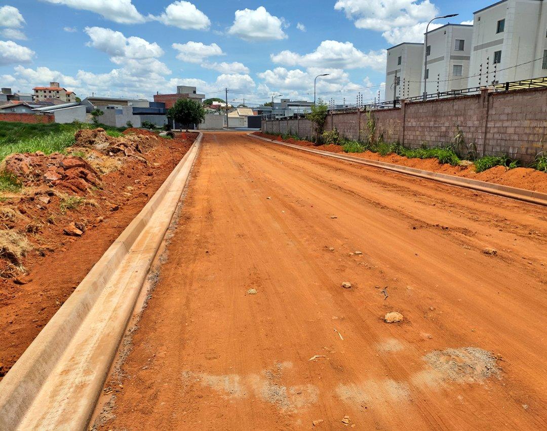 Avançam as obras de infraestrutura no entorno da Lagoa do Sesi