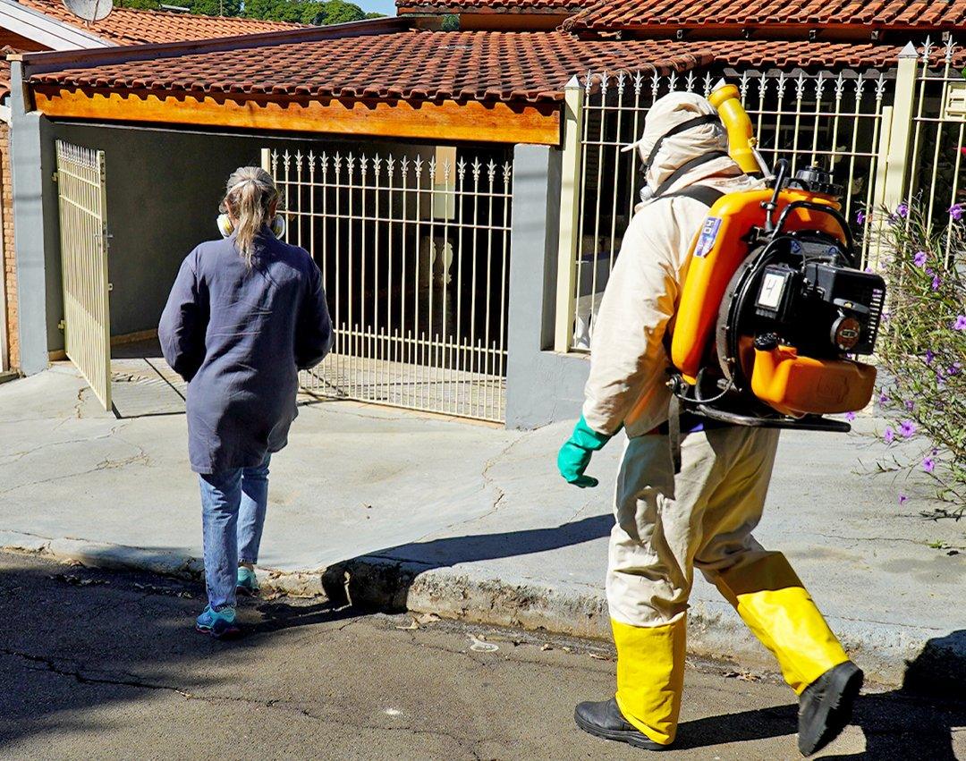 Combate à dengue: área da UBS do Guaçu Mirim passa por nebulização costal