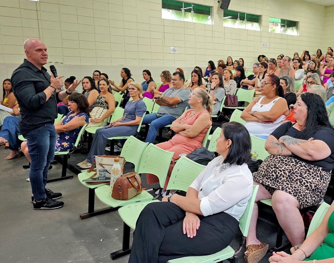 Seminário destaca práticas inovadoras de leitura e escrita na formação da Educação Fundamental I
