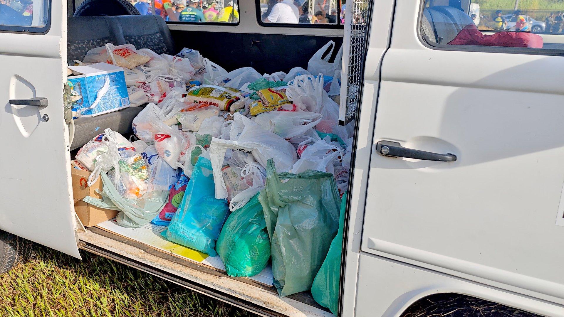 Fundo Social arrecada 526 kg de alimentos não perecíveis no fim de semana