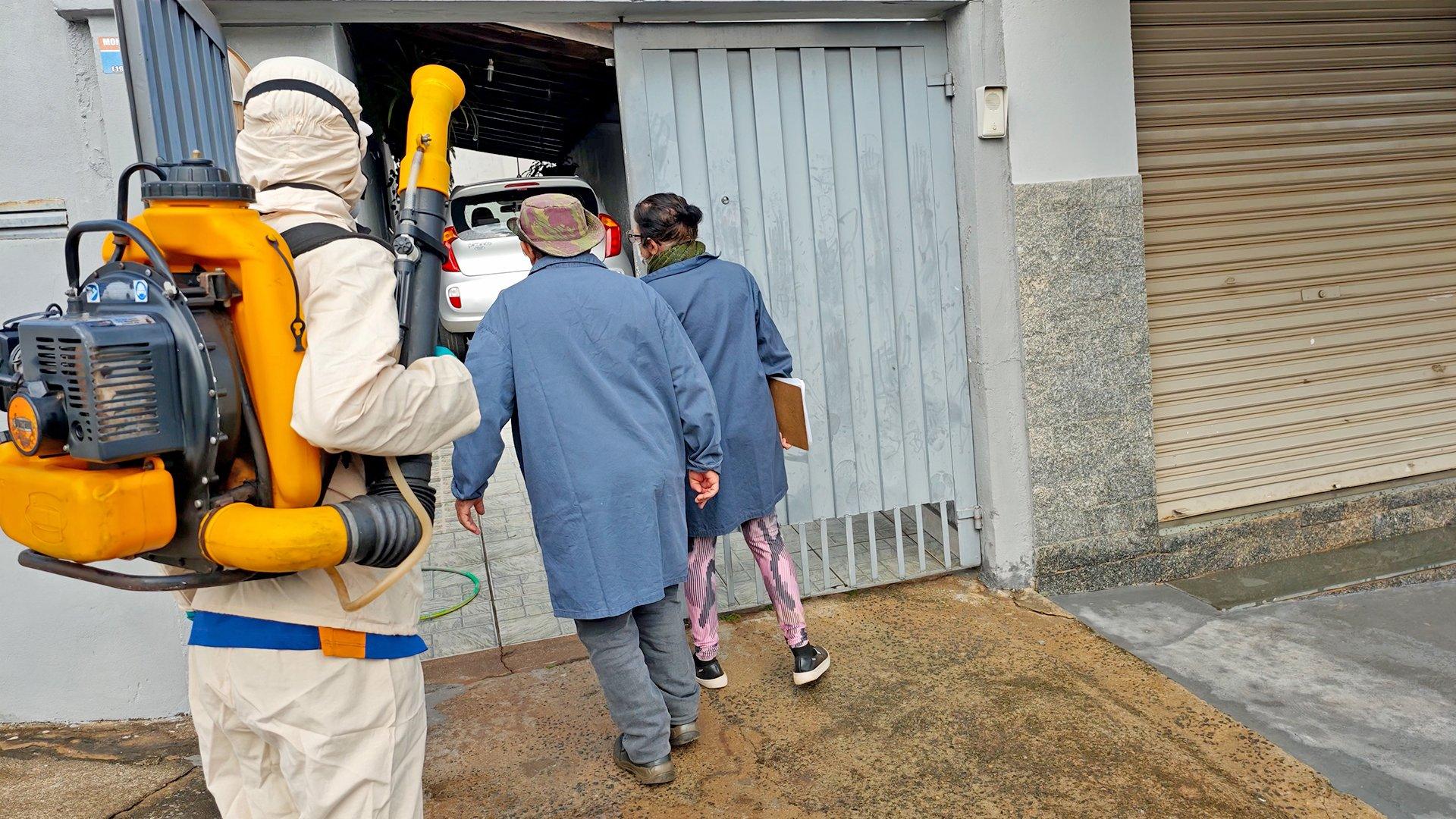Combate à dengue: nebulização costal ocorre em área de cobertura da UBS da Zona Sul 