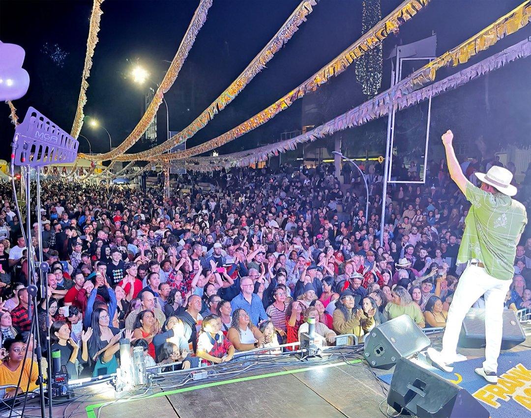 Milhares de pessoas prestigiam Arraial Guaçu e evento é um sucesso