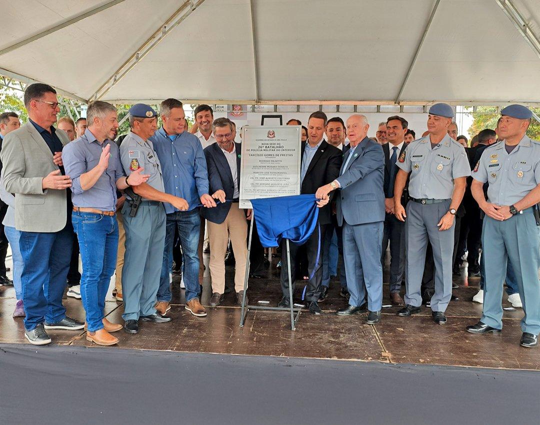 Guilherme Derrite e Rodrigo Falsetti inauguram a nova sede do 26º Batalhão da Polícia Militar do Interior