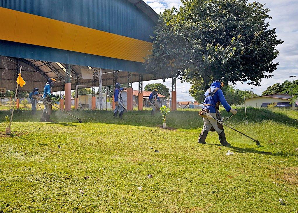Secretaria da Educação intensifica zaladoria e manutenção nas escolas municipais