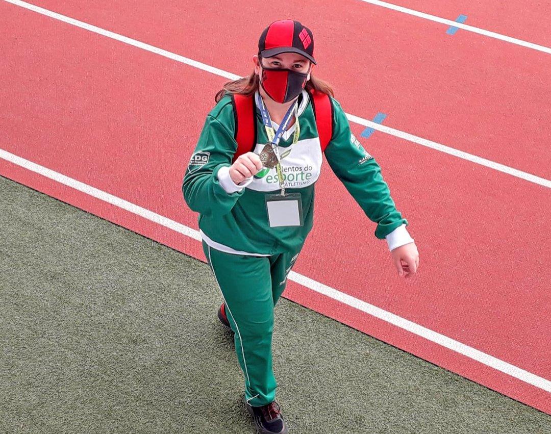 Guaçuana ganha dois ouros e quebra próprio recorde nacional em competição paralímpica