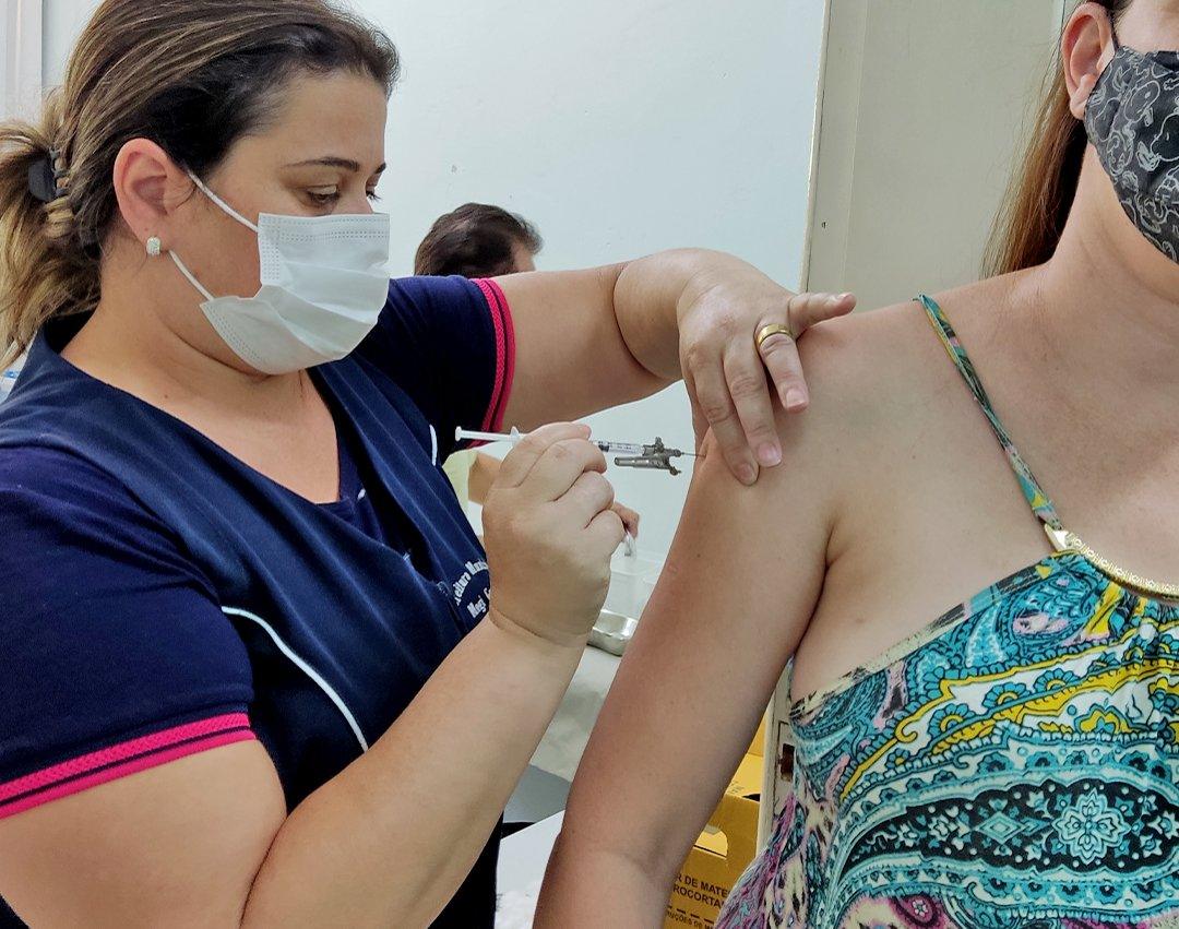 Saúde terá vacinação contra Covid-19 na última semana de 2021