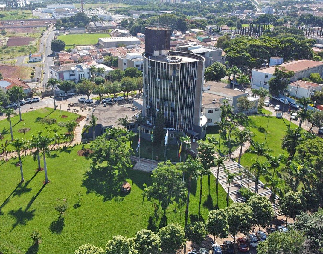 Feriado Ano Novo: confira o que abre e fecha 