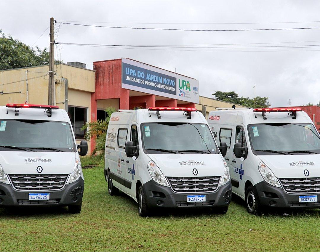 Prefeitura entrega 3 novas ambulâncias para Unidades de Pronto-Atendimento e Martinho Prado