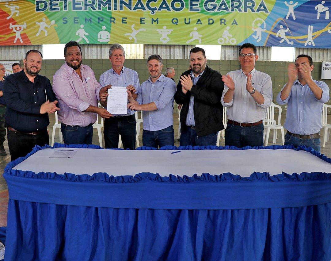 Liberado o início das obras de pavimentação da estrada que liga Martinho Prado a Leme