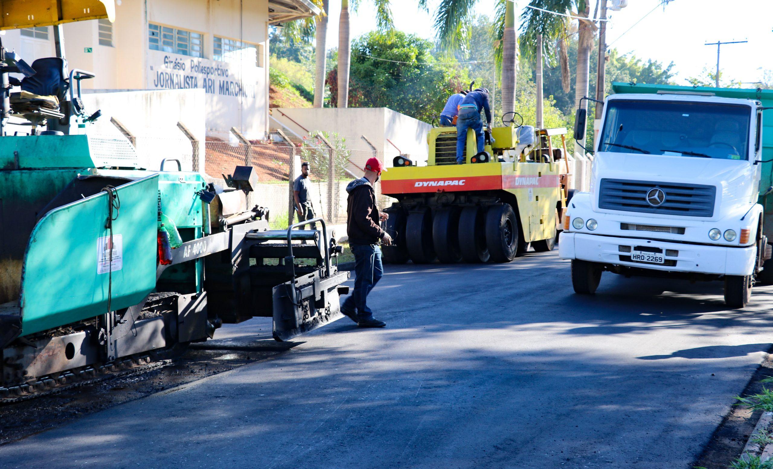Prefeitura inicia investimento de mais de R$ 1 milhão em obras de recapeamento asfáltico