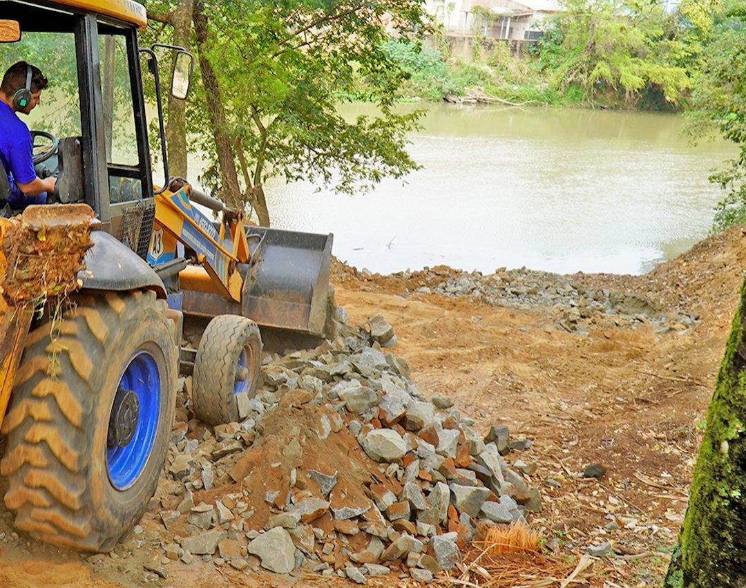 Prefeitura inicia construção de píer no Parque dos Ingás