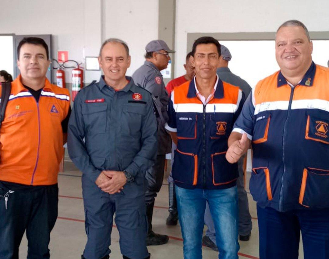 Equipe da Defesa Civil de Mogi Guaçu participa de treinamento em Atibaia